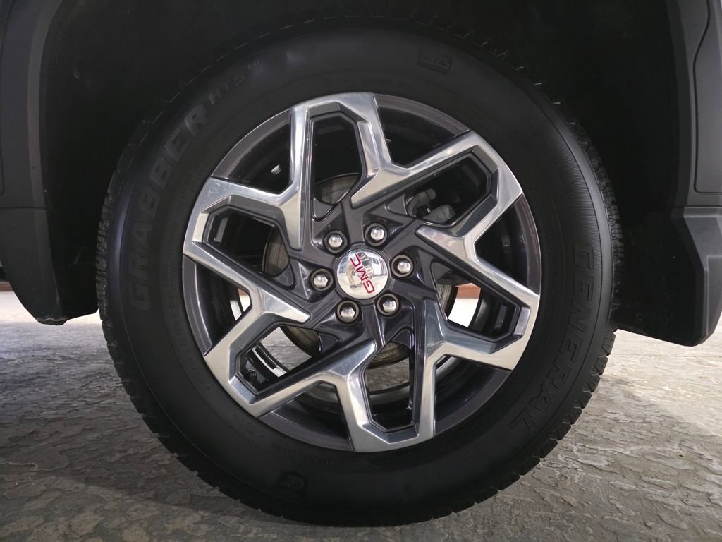 Used 2023 GMC Sierra 1500 SLT w/ SLT Premium Package image 35