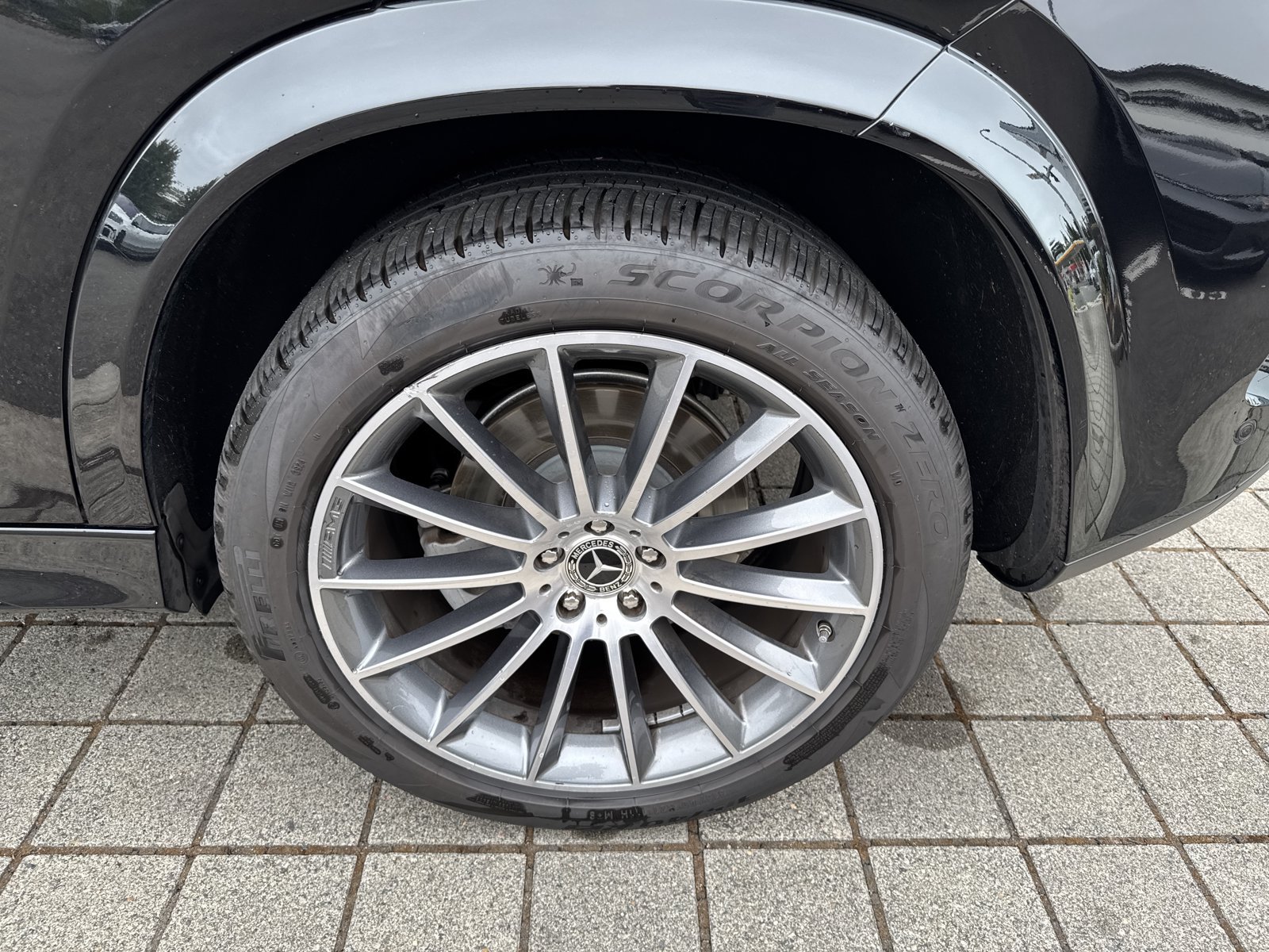 Certified 2024 Mercedes-Benz GLE 450 4MATIC image 12