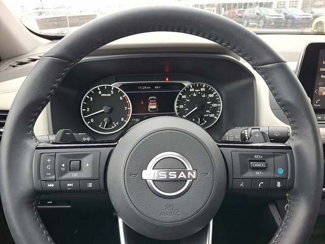 Used 2023 Nissan Rogue SV w/ SV Premium B Package image 20