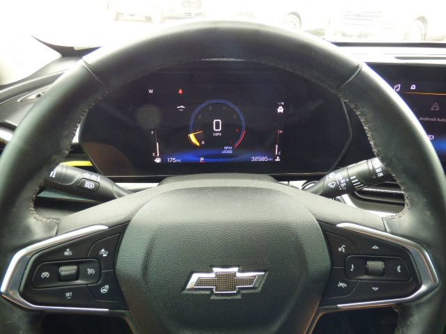 Used 2024 Chevrolet Trax ACTIV w/ Sunroof Package FWD image 29