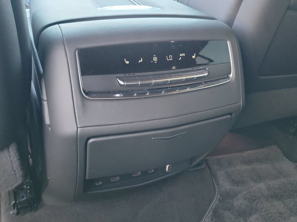 Certified 2025 Cadillac Escalade Sport Platinum AWD/4WD image 21