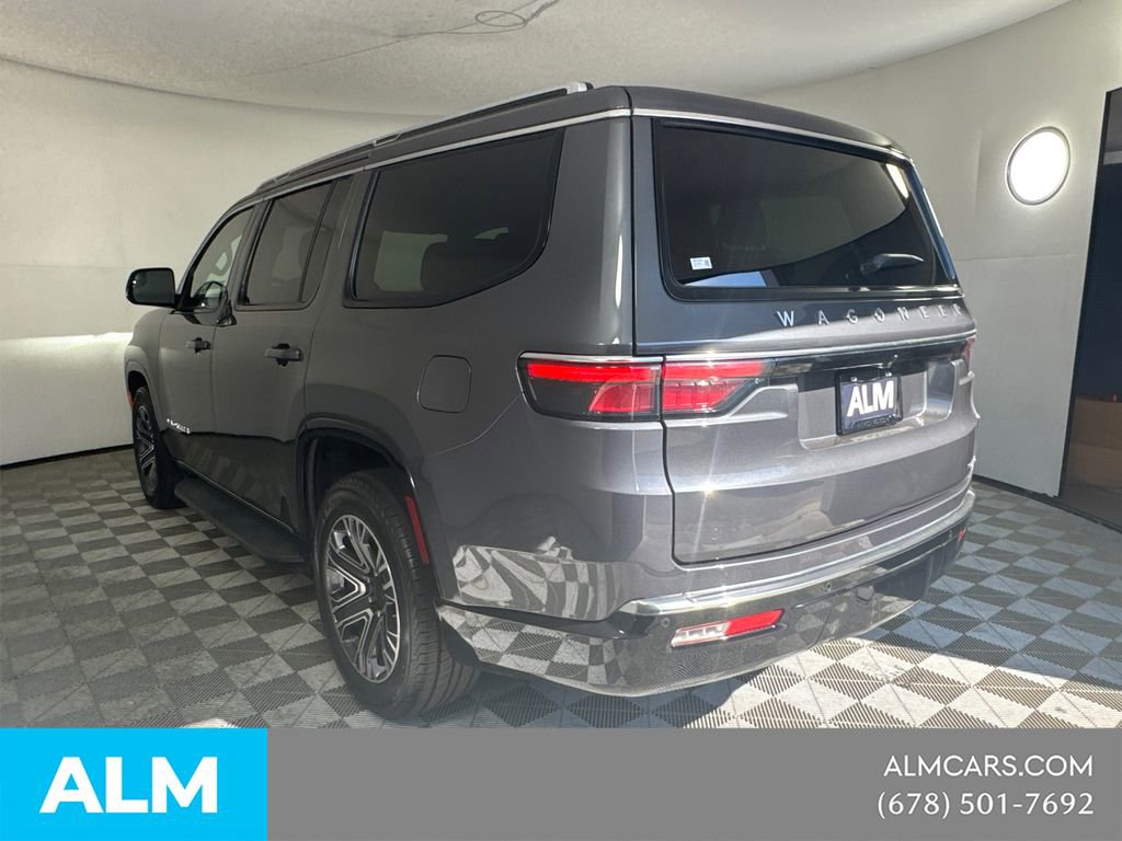 Used 2024 Jeep Wagoneer Series II w/ Flexible Seating Group AWD/4WD image 9
