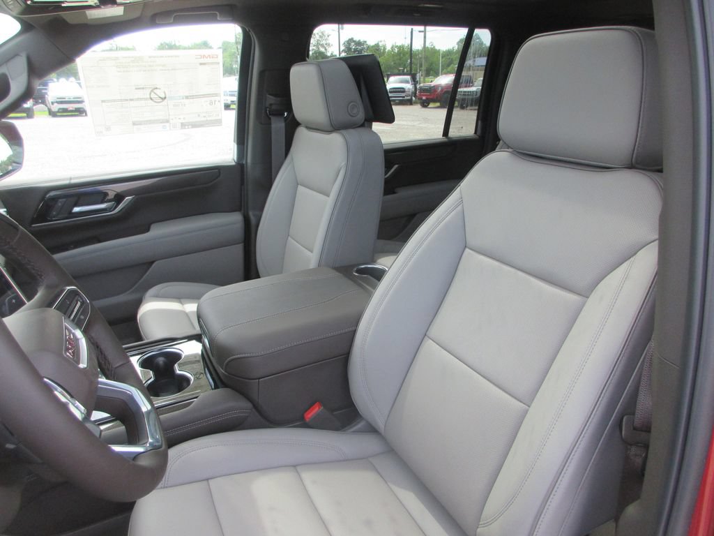 New 2026 GMC Yukon XL Elevation w/ Elevation Premium Package AWD/4WD image 12