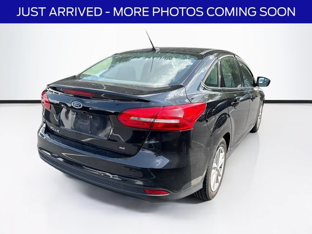 Certified 2018 Ford Focus SE w/ Cold Weather Package FWD image 8