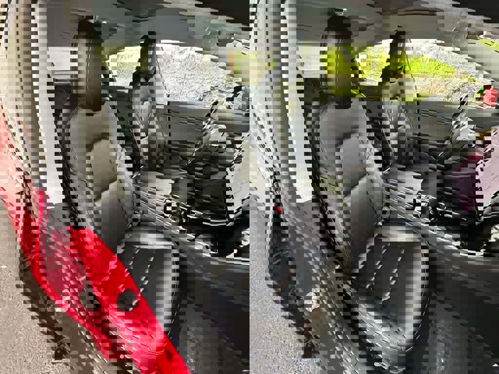 Used 2019 Tesla Model 3 Standard Range image 15