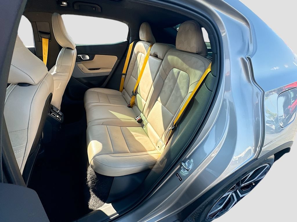 Used 2022 Polestar Polestar 2 w/ Performance Package AWD/4WD image 25