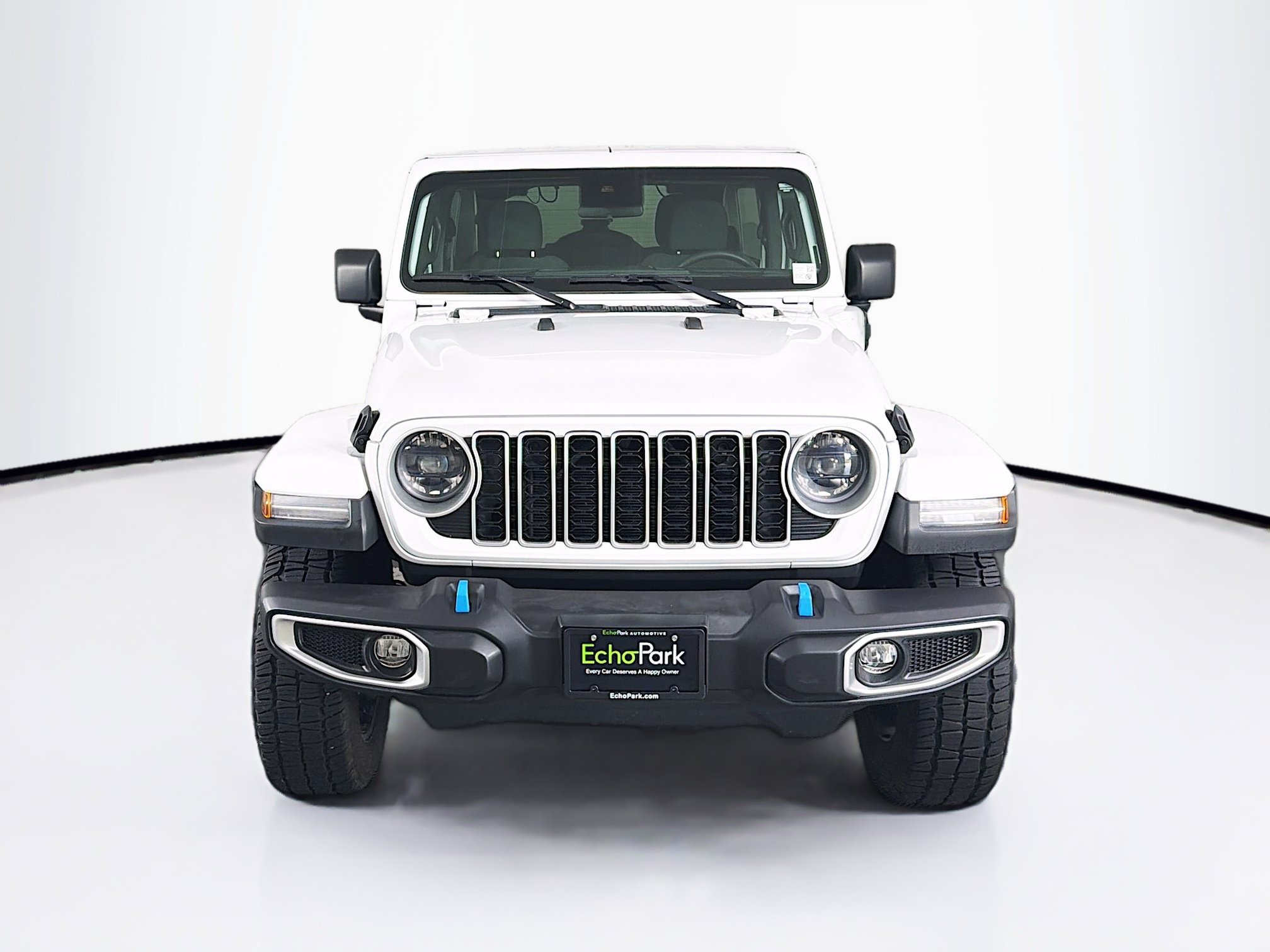 Used 2024 Jeep Wrangler Unlimited Sahara AWD/4WD image 2