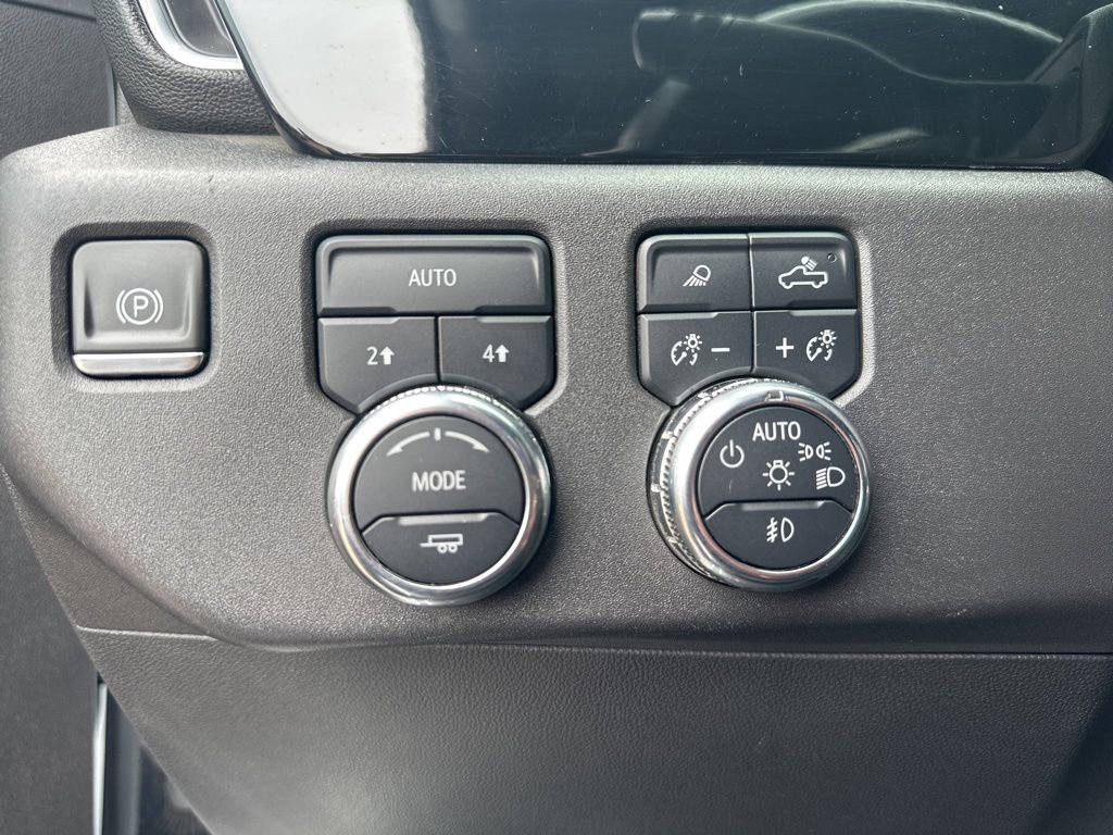 Certified 2024 GMC Sierra 1500 SLT AWD/4WD image 12