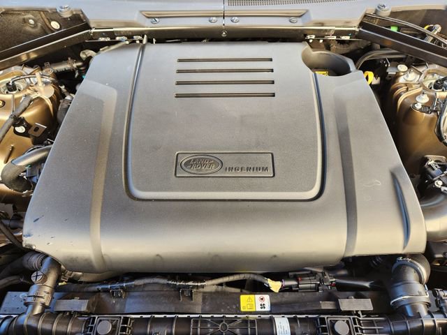 Used 2026 Land Rover Defender 110 S image 21