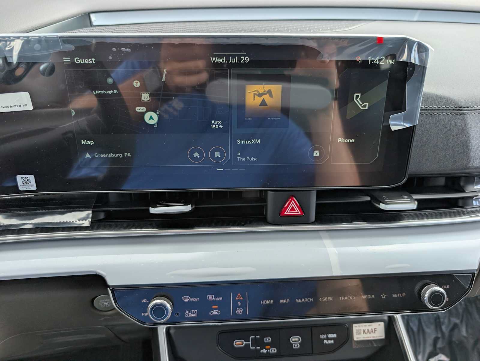 New 2027 Kia Carnival FWD image 22