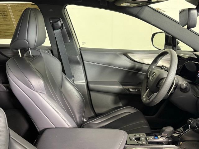 Used 2022 Lexus NX 350 F Sport w/ Towing Package (2000 Lbs) image 31