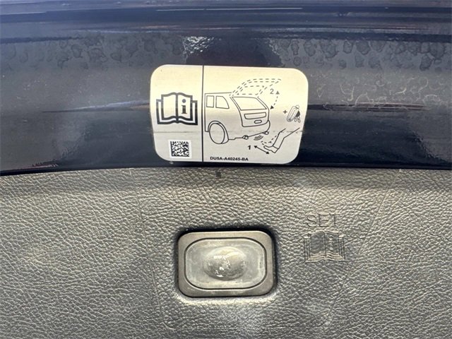 Used 2020 Ford Edge Titanium w/ Equipment Group 301A image 15