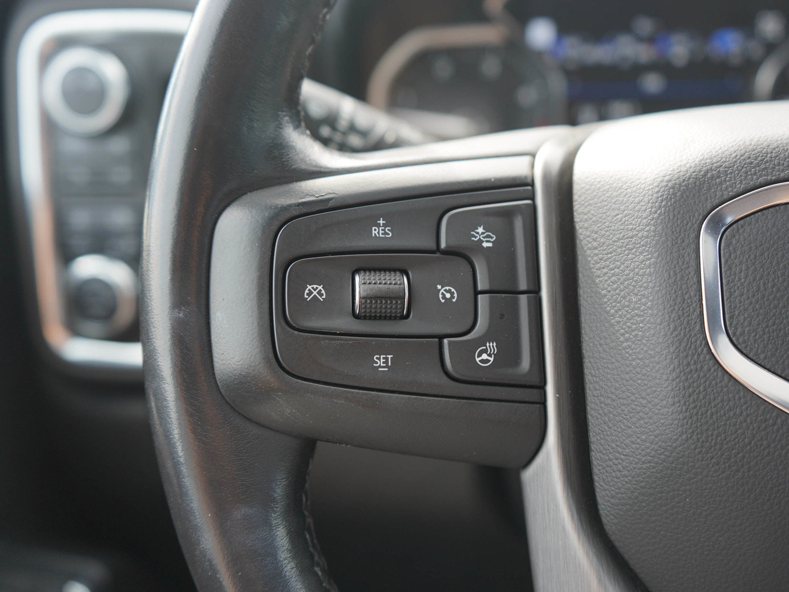 Used 2022 GMC Sierra 3500 Denali AWD/4WD image 25
