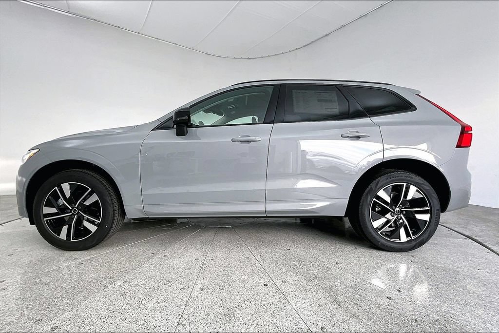 New 2026 Volvo XC60 B5 Core w/ Climate Package AWD/4WD image 6