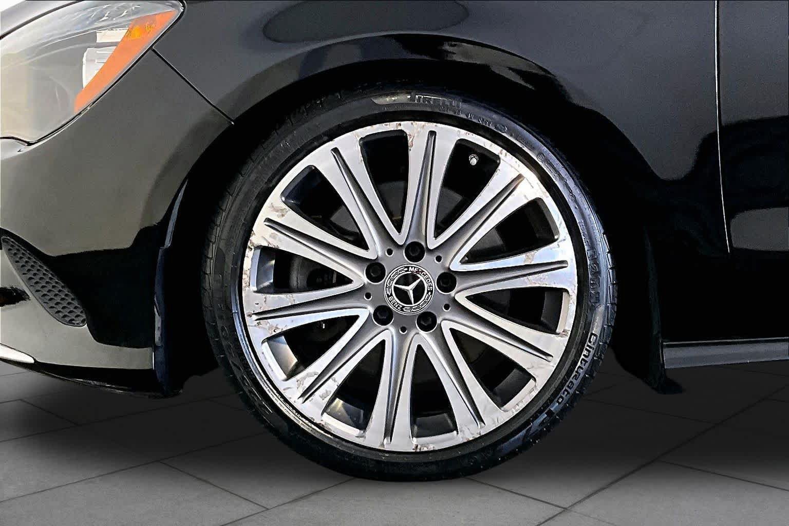 Used 2019 Mercedes-Benz CLA 250 4MATIC image 11