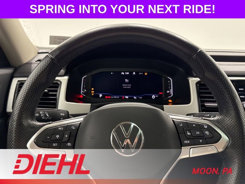 Used 2022 Volkswagen Atlas SEL R-Line AWD/4WD image 32