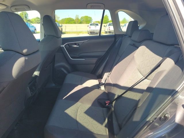 Used 2024 Toyota RAV4 XLE FWD image 16