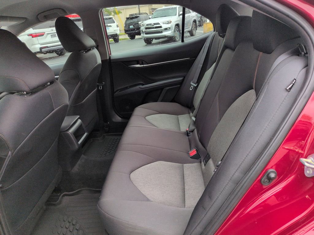 Used 2020 Toyota Camry LE FWD image 25
