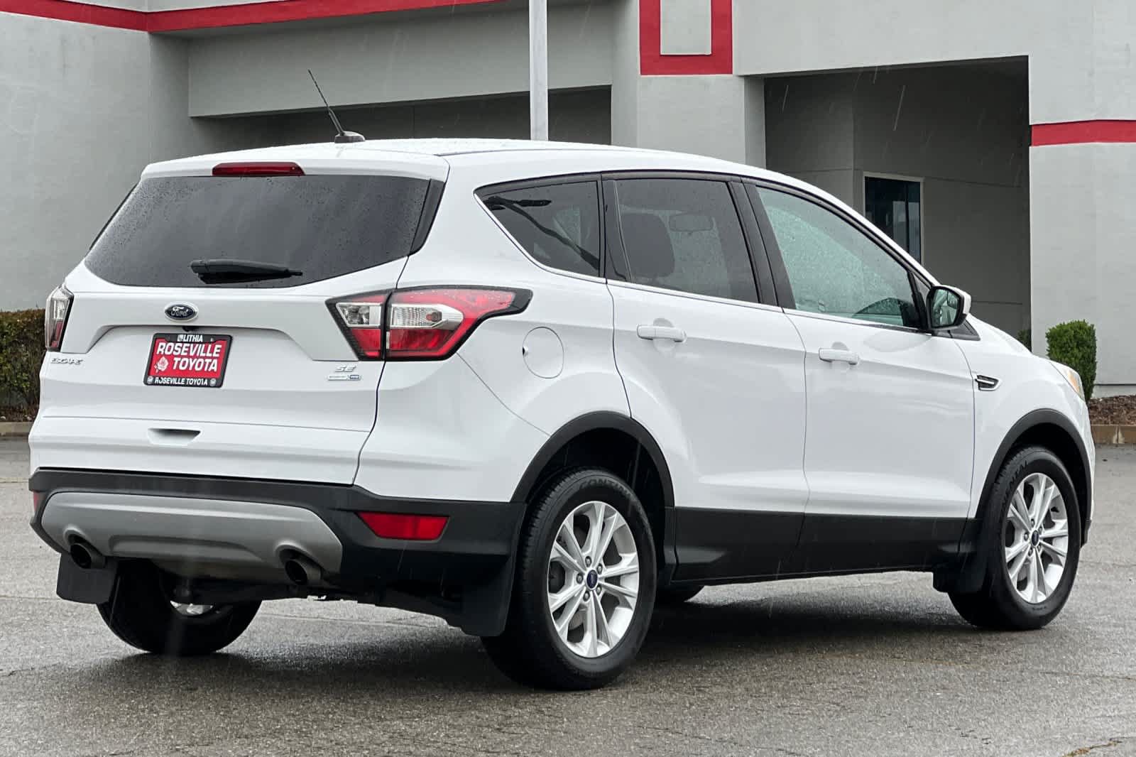 Used 2017 Ford Escape SE AWD/4WD video 2