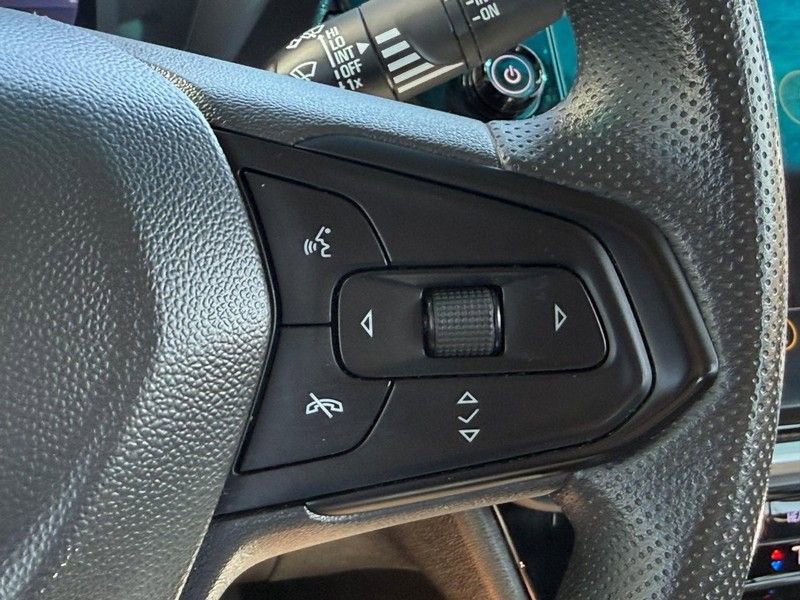 Used 2023 Chevrolet Bolt LT w/ Driver Confidence Package FWD image 16