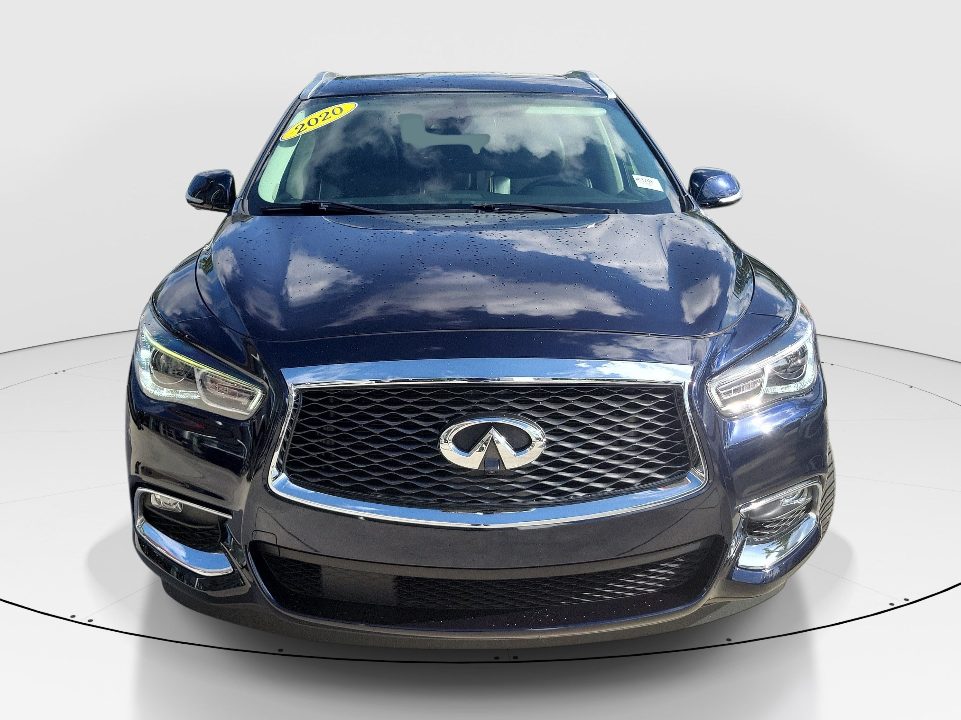 Used 2020 INFINITI QX60 Luxe w/ Essential Package FWD image 2