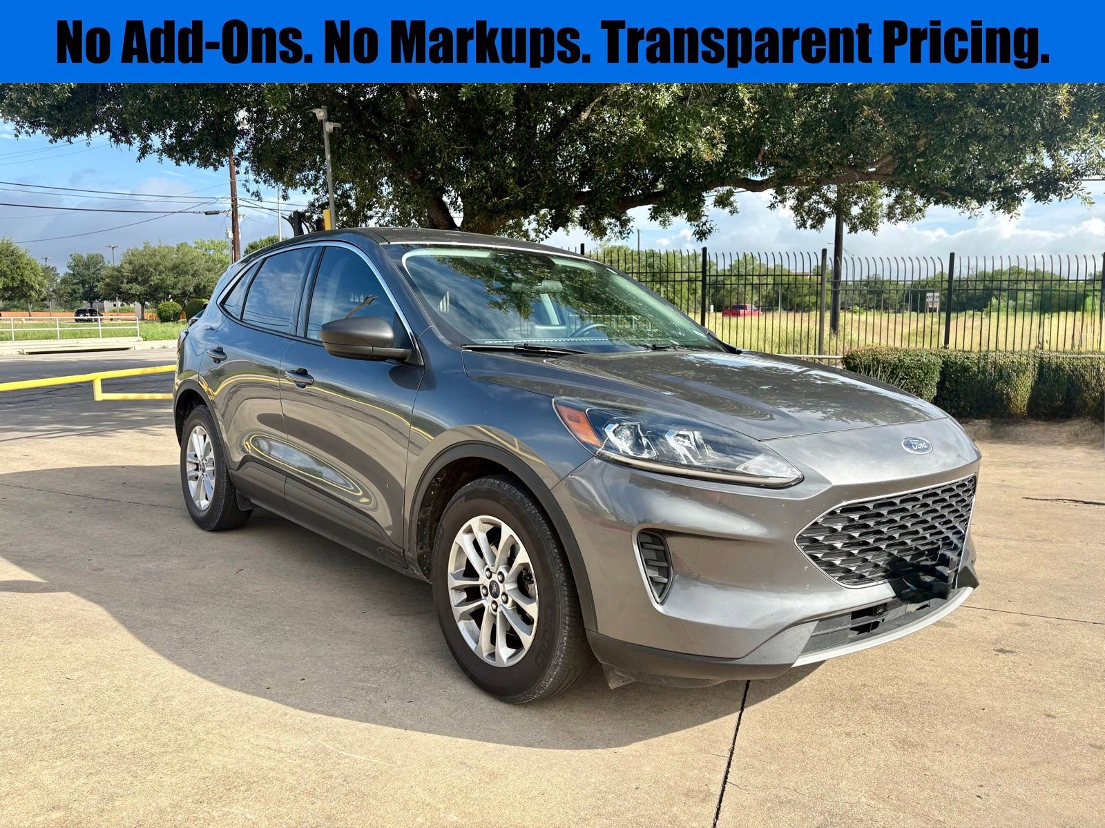 Used 2022 Ford Escape SE w/ Convenience Package FWD image 1