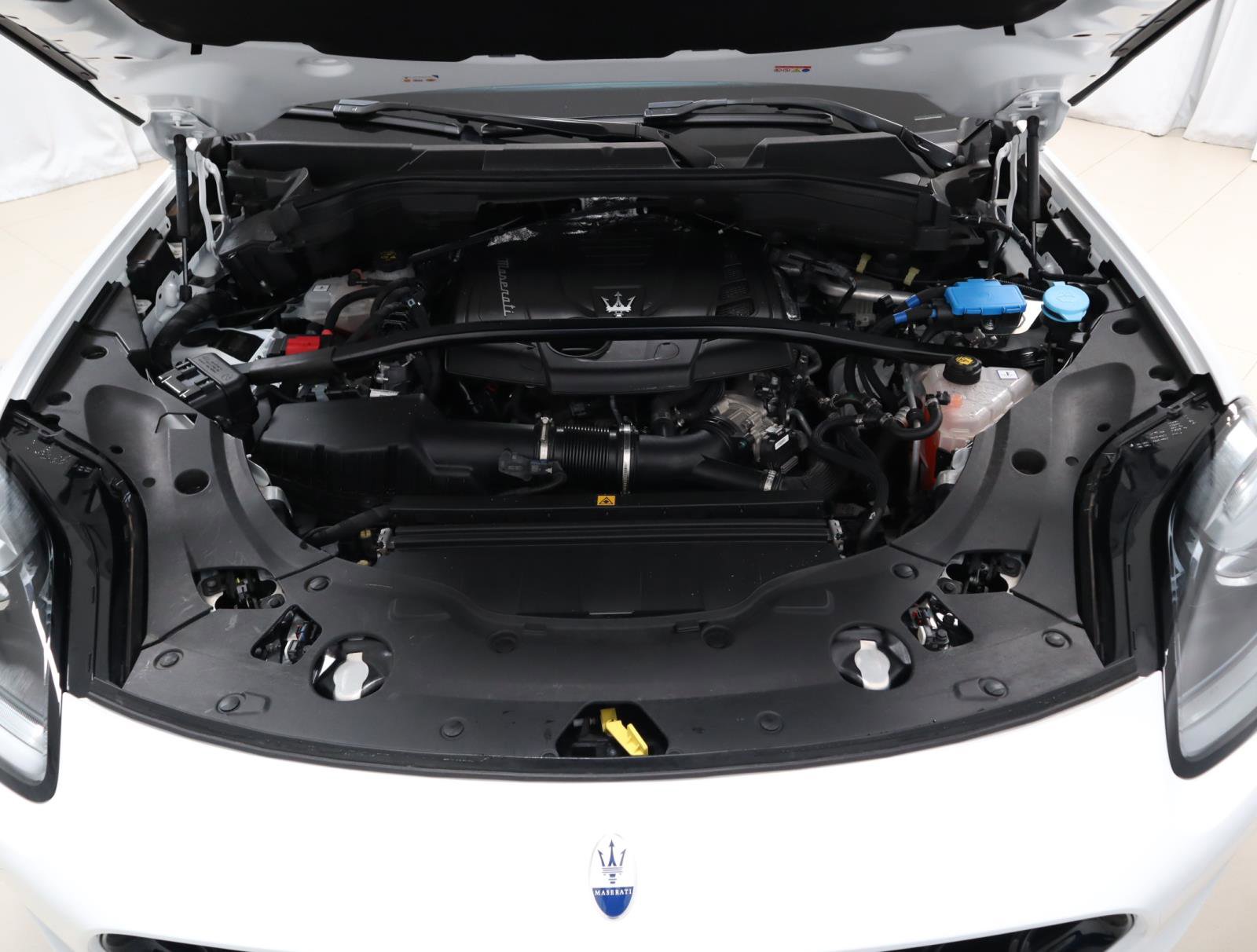 Used 2023 Maserati Grecale Modena image 11