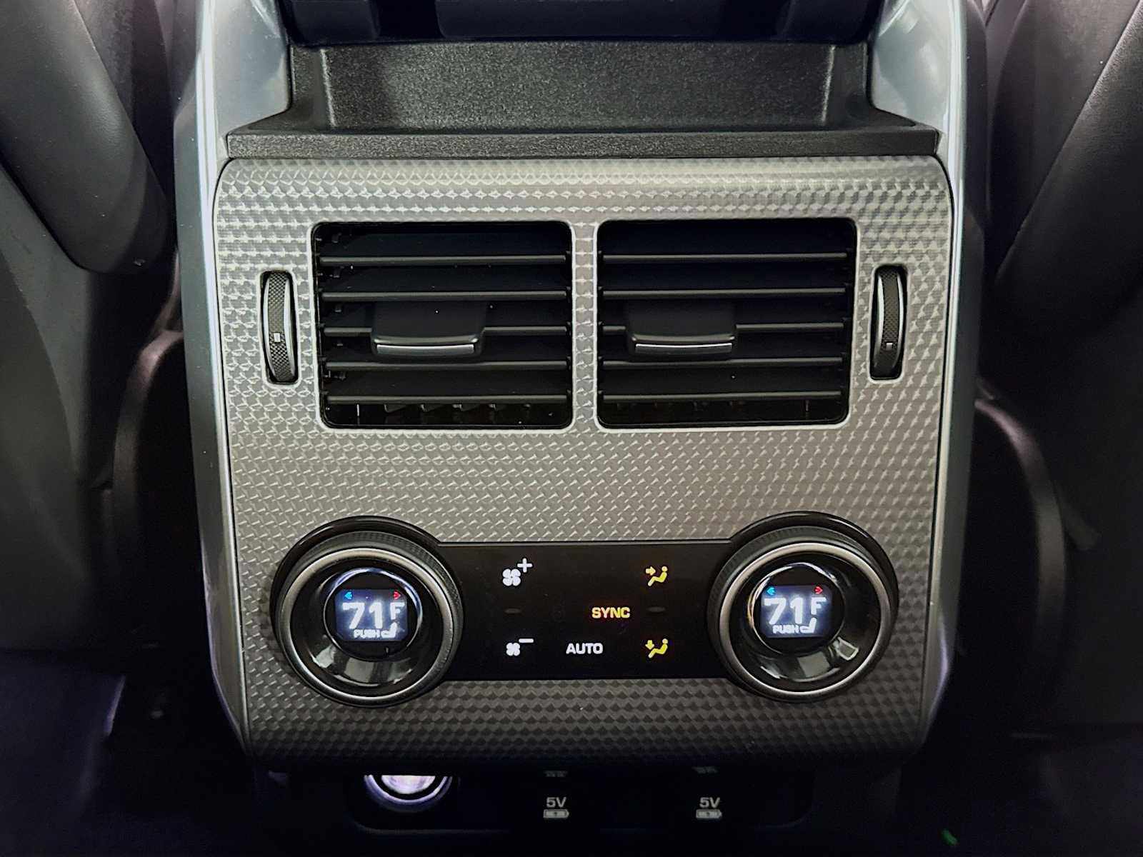 Used 2021 Land Rover Range Rover Sport HST image 23