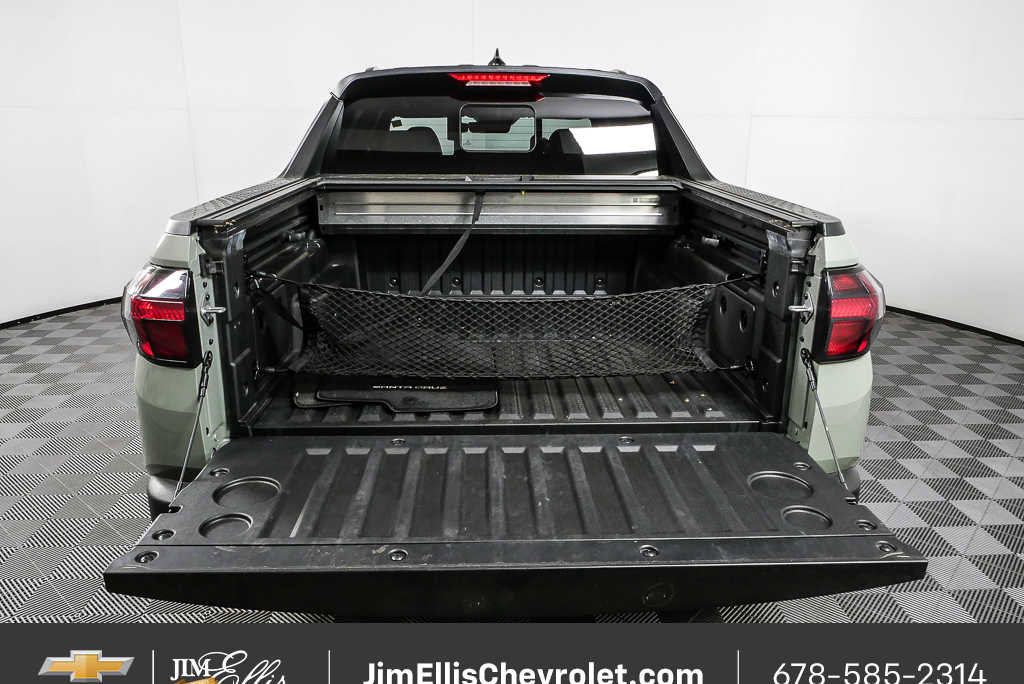 Used 2023 Hyundai Santa Cruz Limited image 32