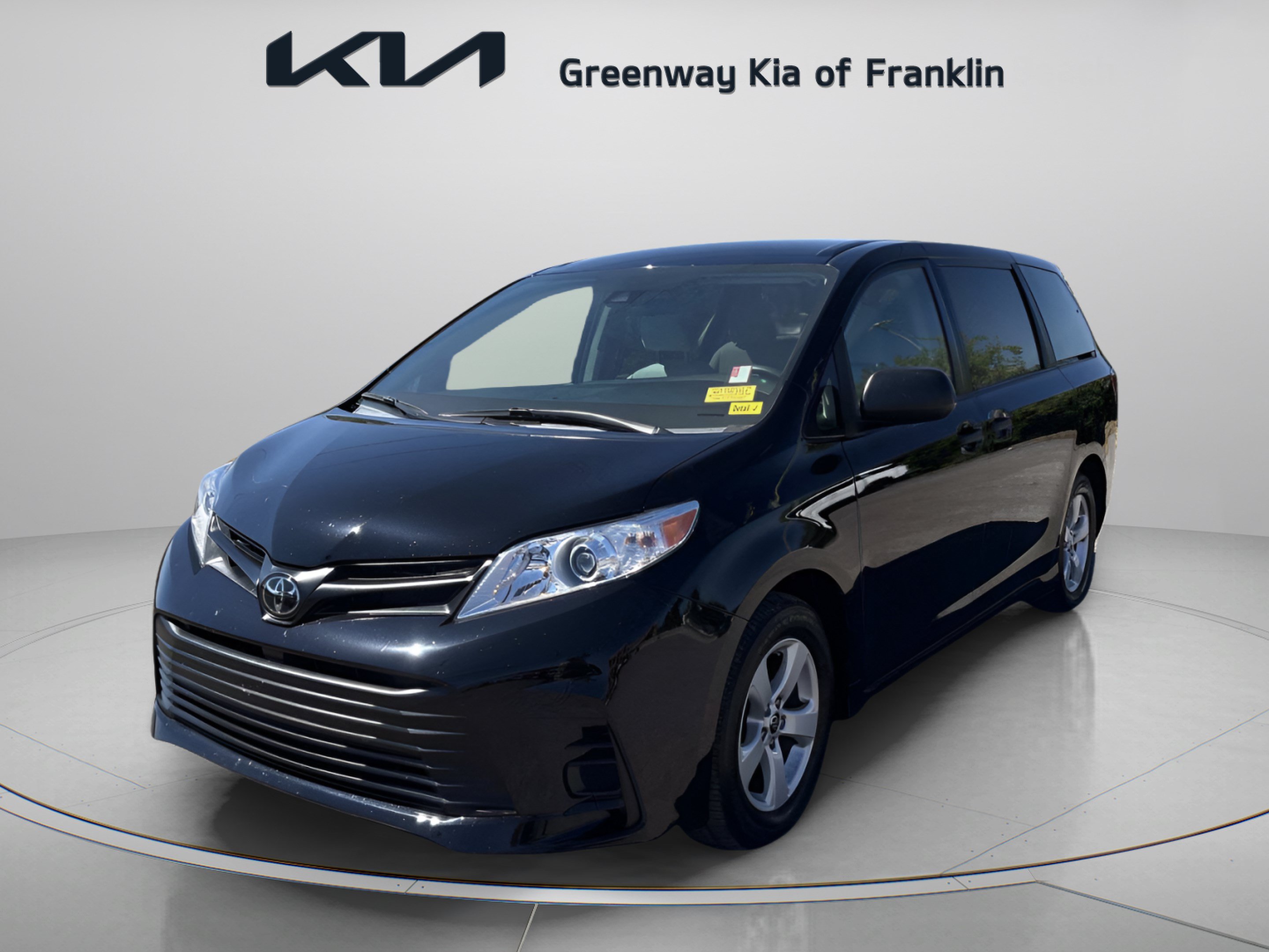 Used 2020 Toyota Sienna L FWD image 3