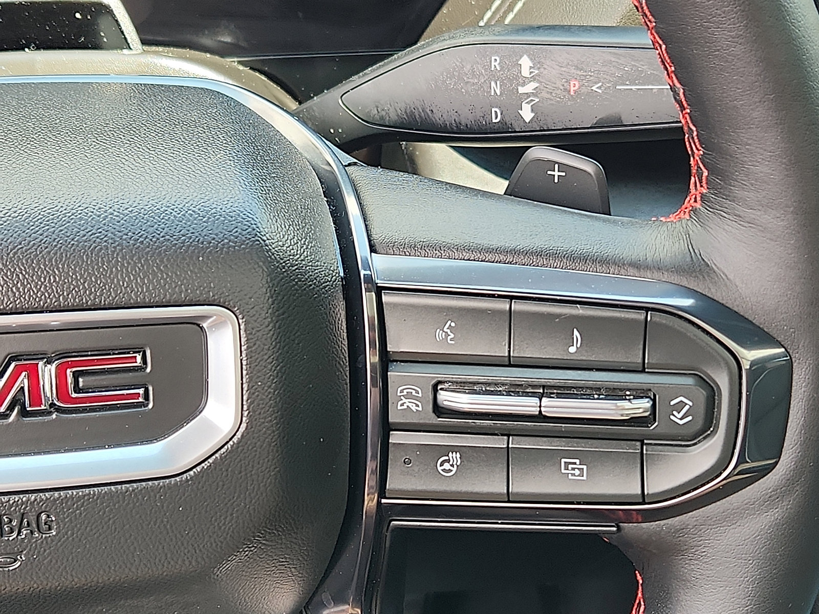 Used 2026 GMC Yukon AT4 Ultimate AWD/4WD image 26