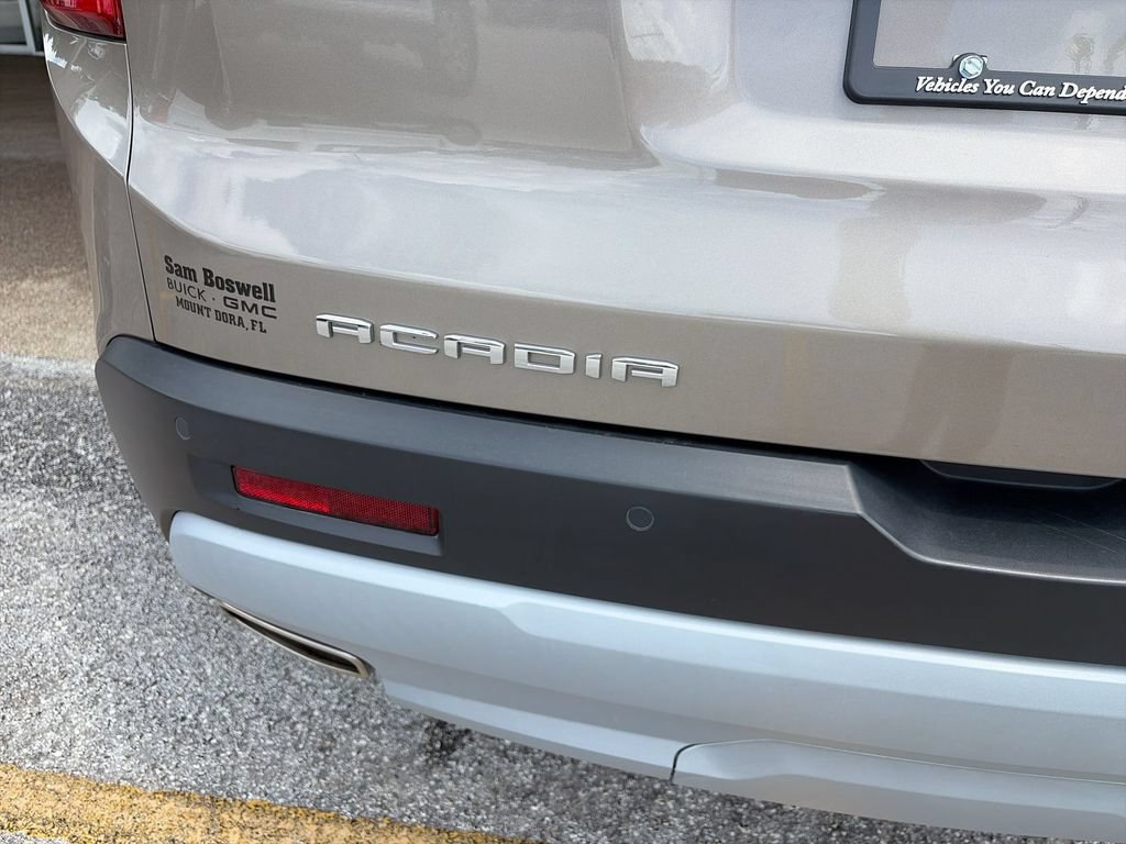 Used 2023 GMC Acadia SLT w/ Technology Package FWD image 36