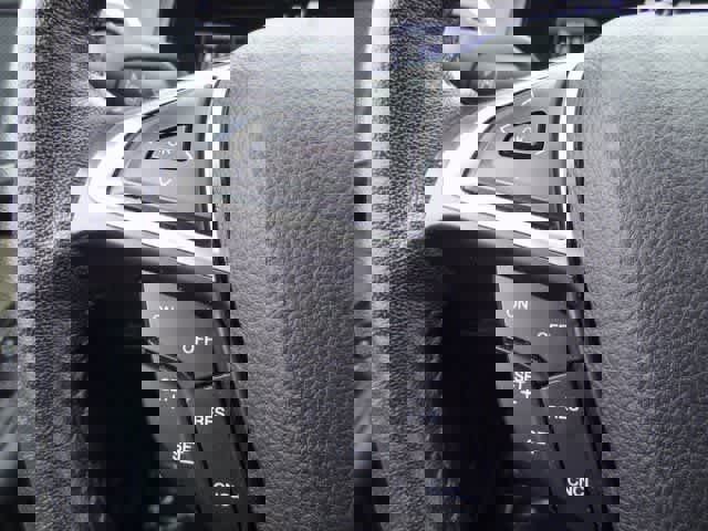 Used 2022 Ford Edge SEL image 18