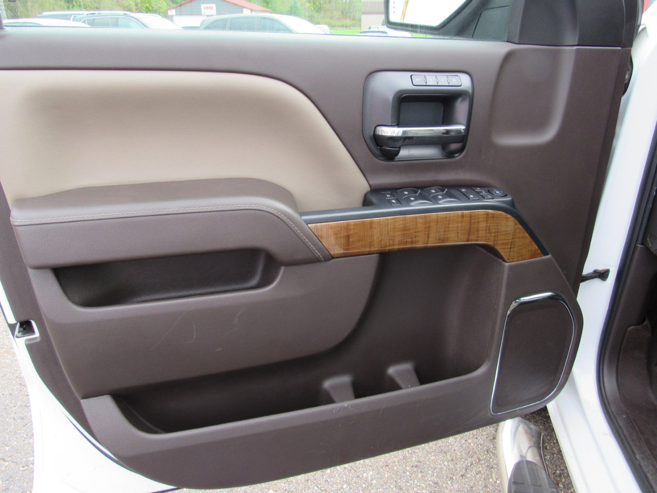 Used 2016 GMC Sierra 1500 SLT w/ SLT Preferred Package image 15