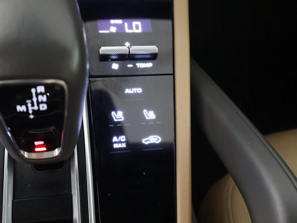 Used 2021 Porsche Cayenne GTS w/ Premium Package Plus AWD/4WD image 51