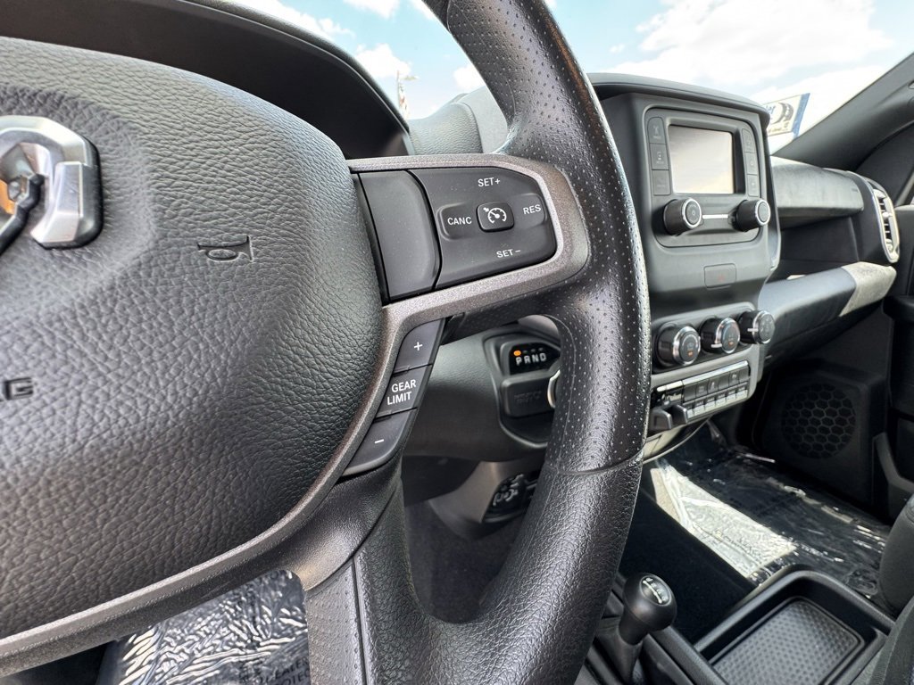 Used 2024 RAM 2500 Tradesman w/ Chrome Appearance Group image 23