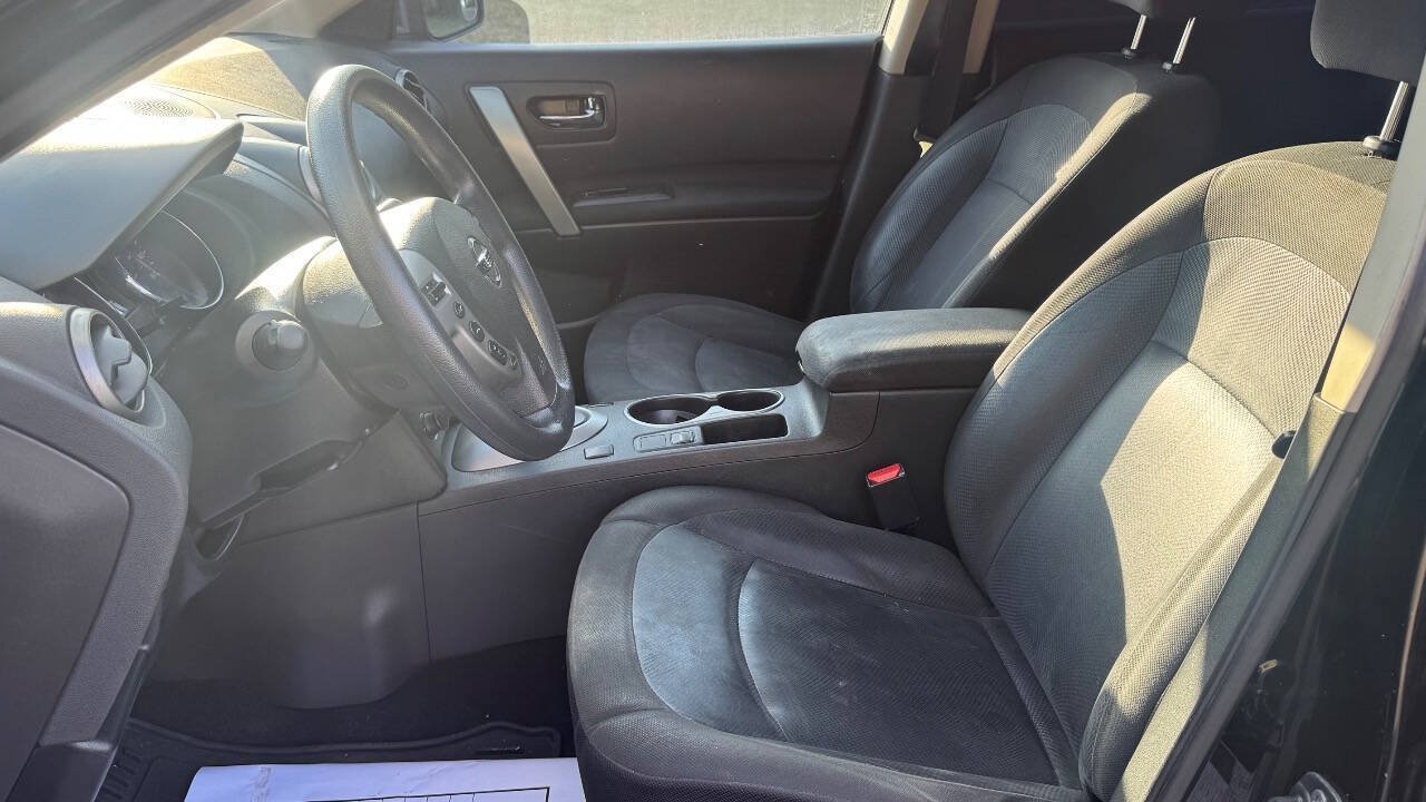 Used 2015 Nissan Rogue S w/ Convenience Package AWD/4WD image 15