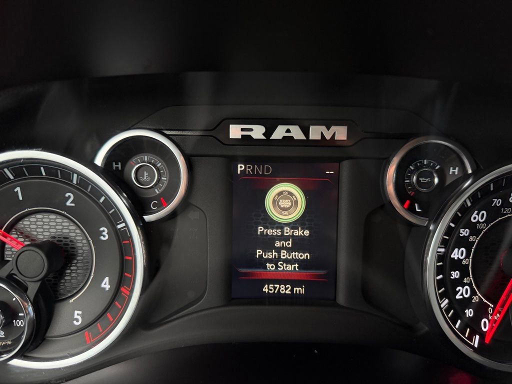 Used 2024 RAM 2500 Big Horn AWD/4WD image 20