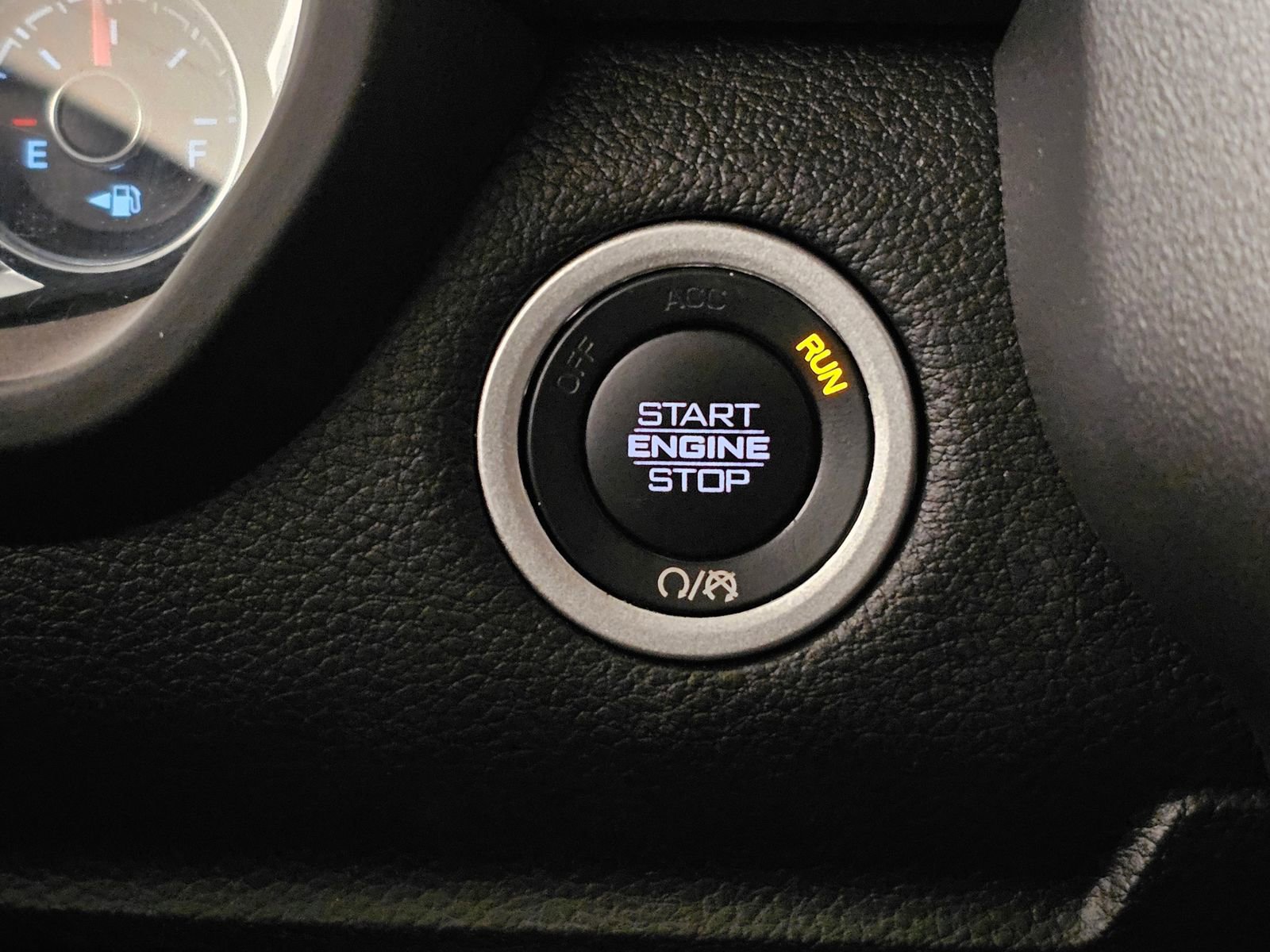 Used 2024 RAM 1500 Laramie image 26