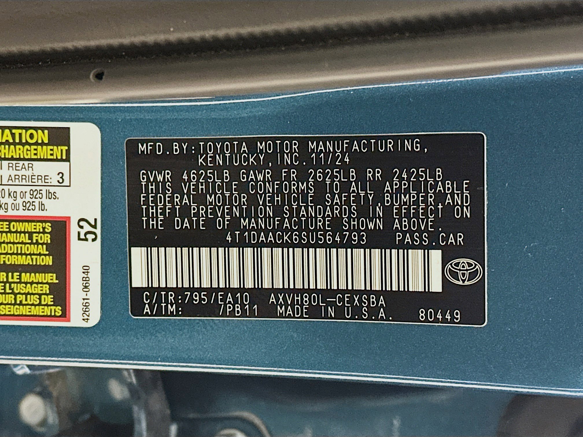 Used 2025 Toyota Camry SE image 12