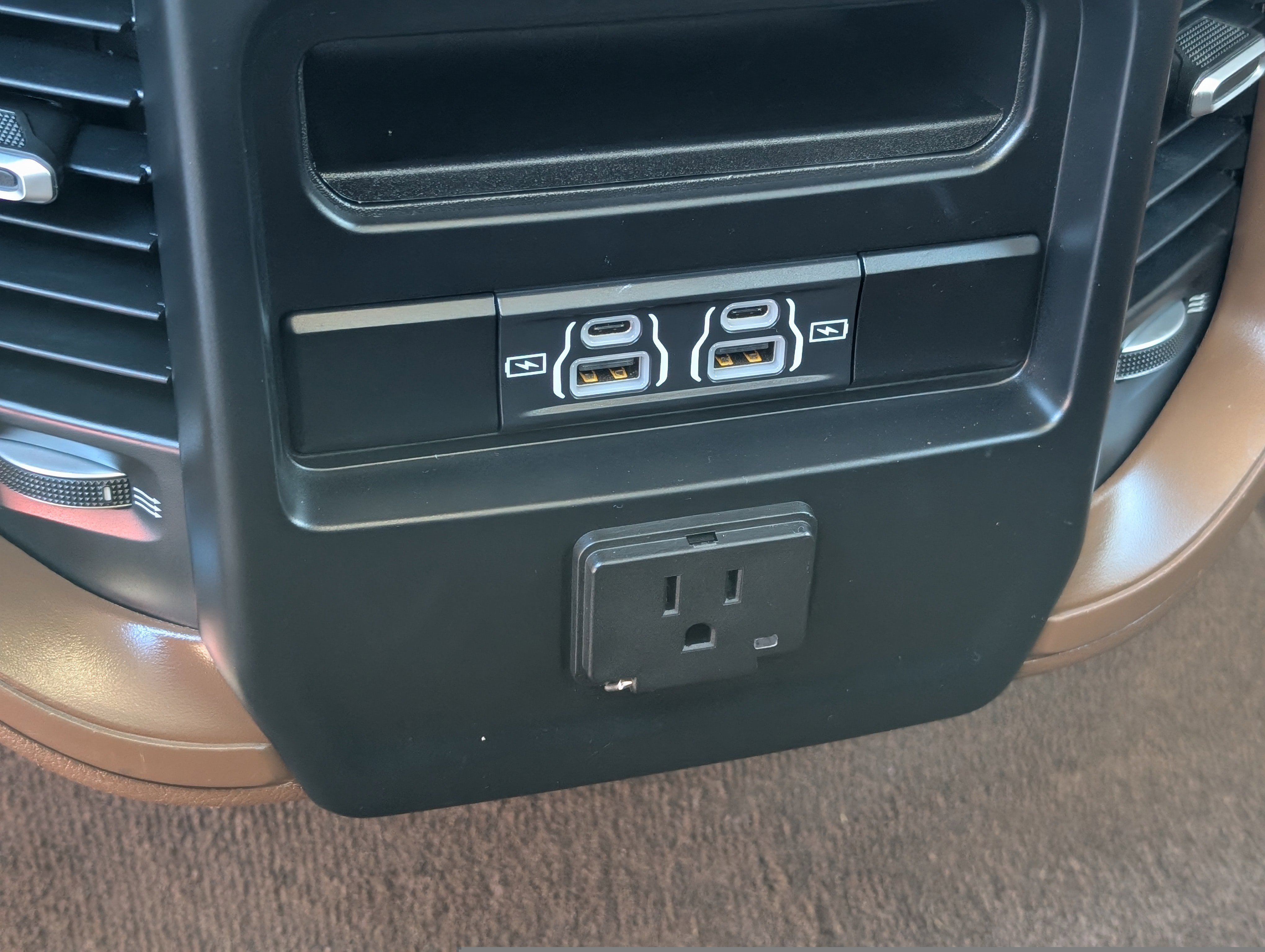 Used 2021 RAM 1500 Laramie image 43