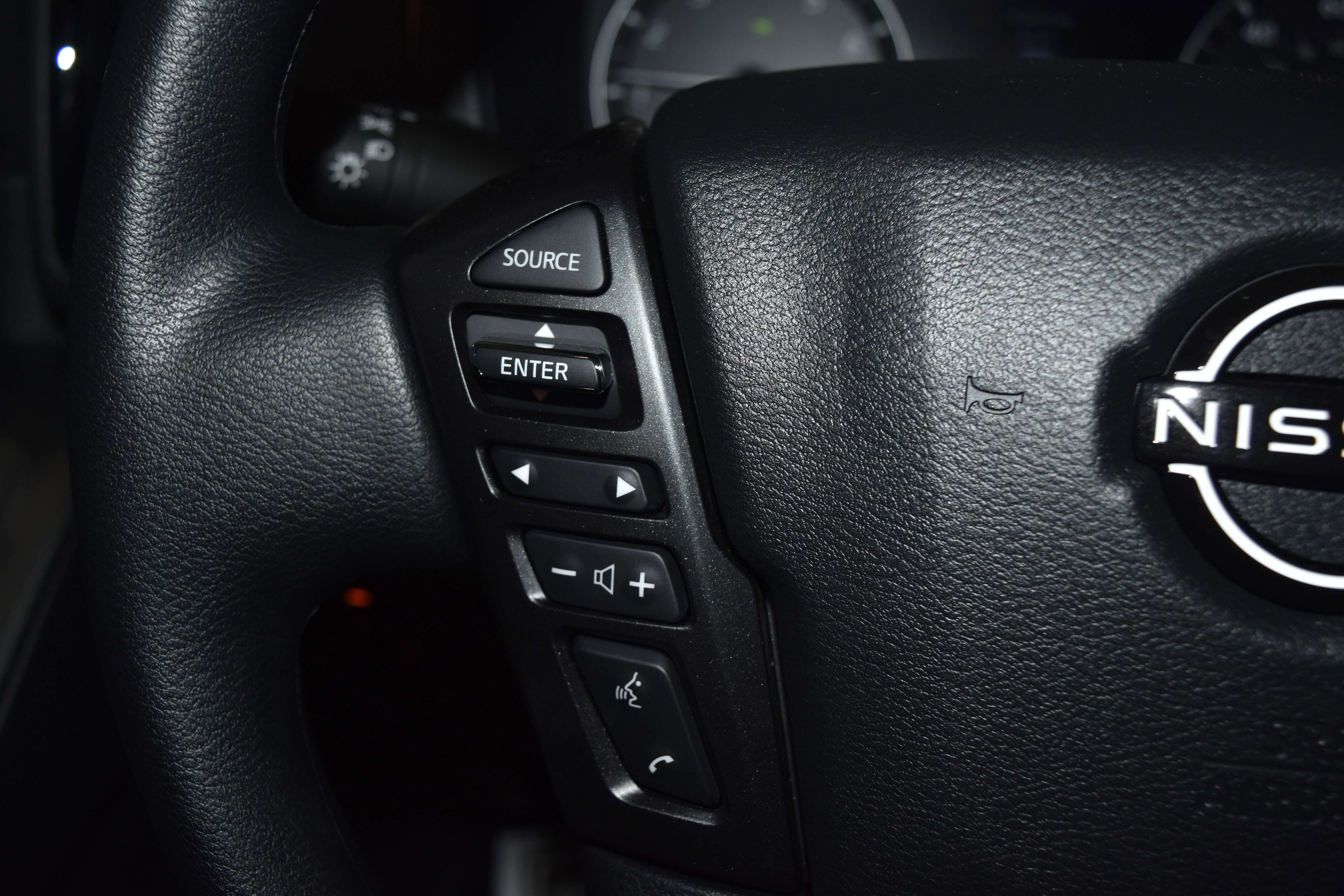 New 2026 Nissan Frontier SV w/ Tow Package image 6