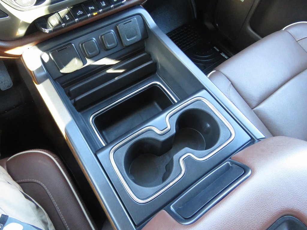 Used 2019 Chevrolet Silverado 2500 High Country w/ Duramax Plus Package image 24