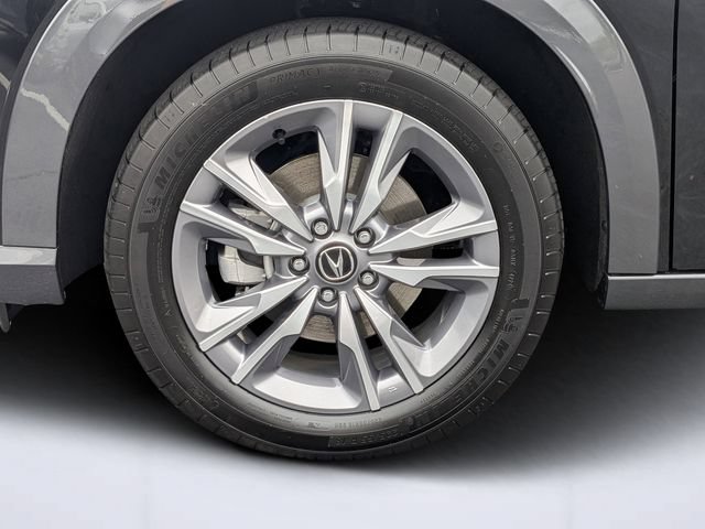 Certified 2025 Acura ADX FWD image 33