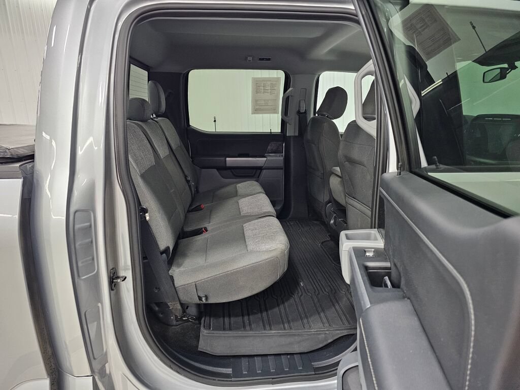 Used 2022 Ford F150 XLT w/ Equipment Group 302A High AWD/4WD image 16