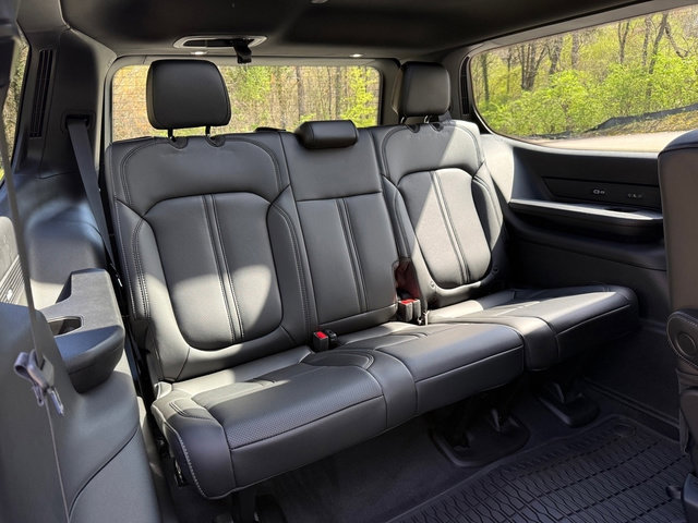 New 2026 Jeep Grand Wagoneer 4WD image 25