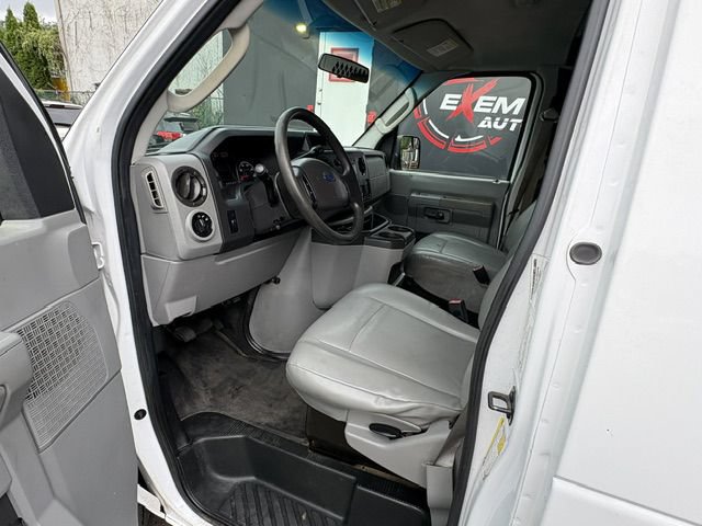 Used 2013 Ford E-250 and Econoline 250 Extended w/ Commercial Cargo Van Pkg RWD image 5