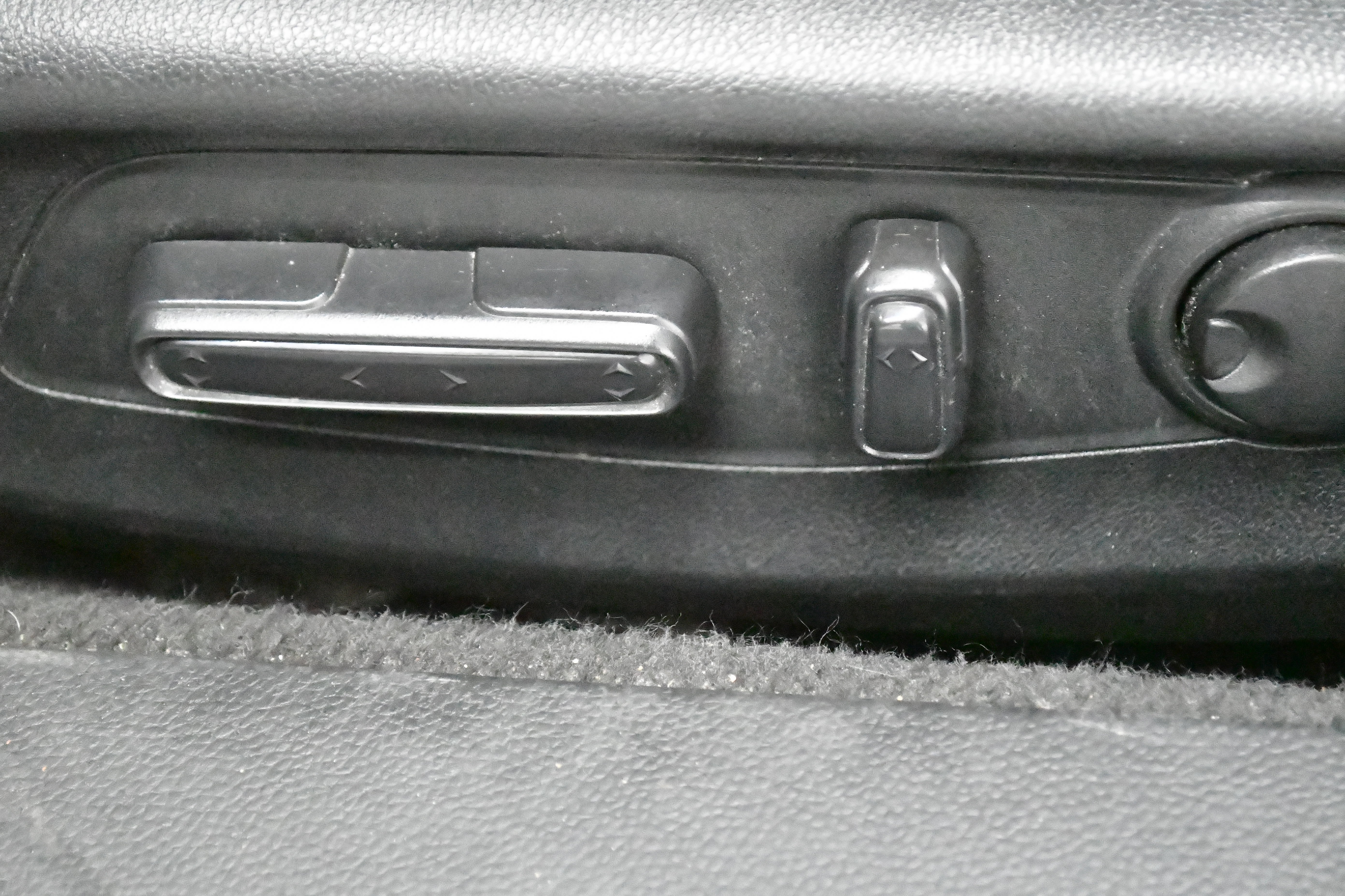 Used 2023 Honda Accord EX image 12