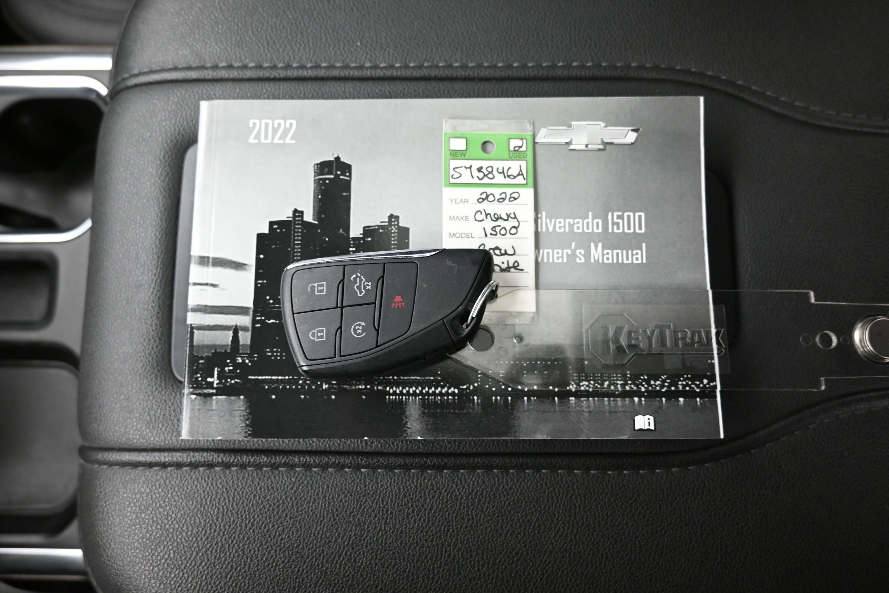 Used 2022 Chevrolet Silverado 1500 LT Trail Boss w/ LT Trail Boss Premium Package AWD/4WD image 20