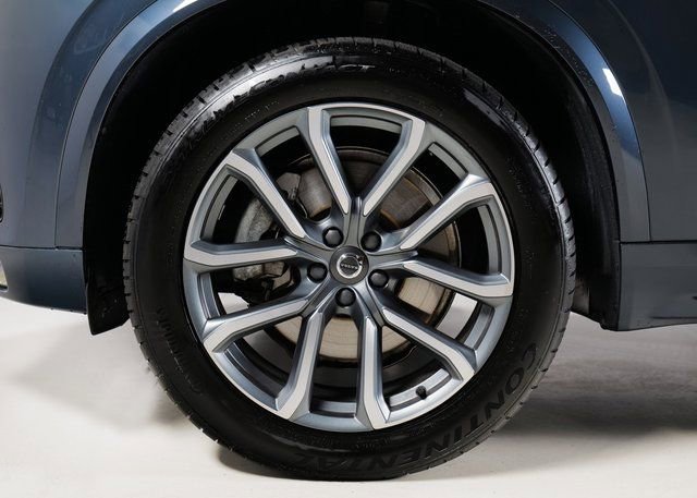 Used 2019 Volvo XC90 T5 Momentum w/ Multimedia Package image 34